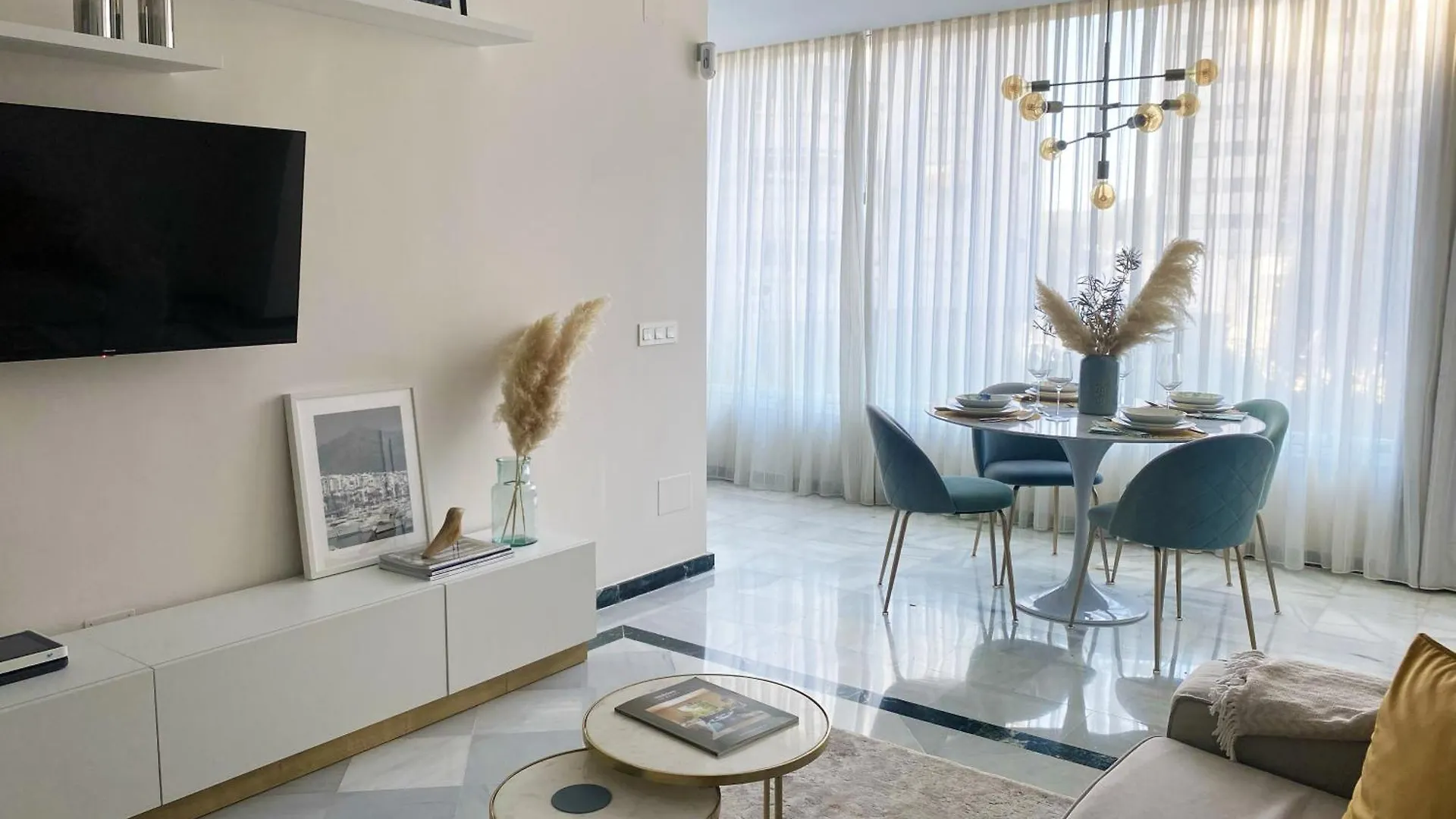 Fantastico Piso A 2 Minutos Andando De La Playa Appartement Marbella