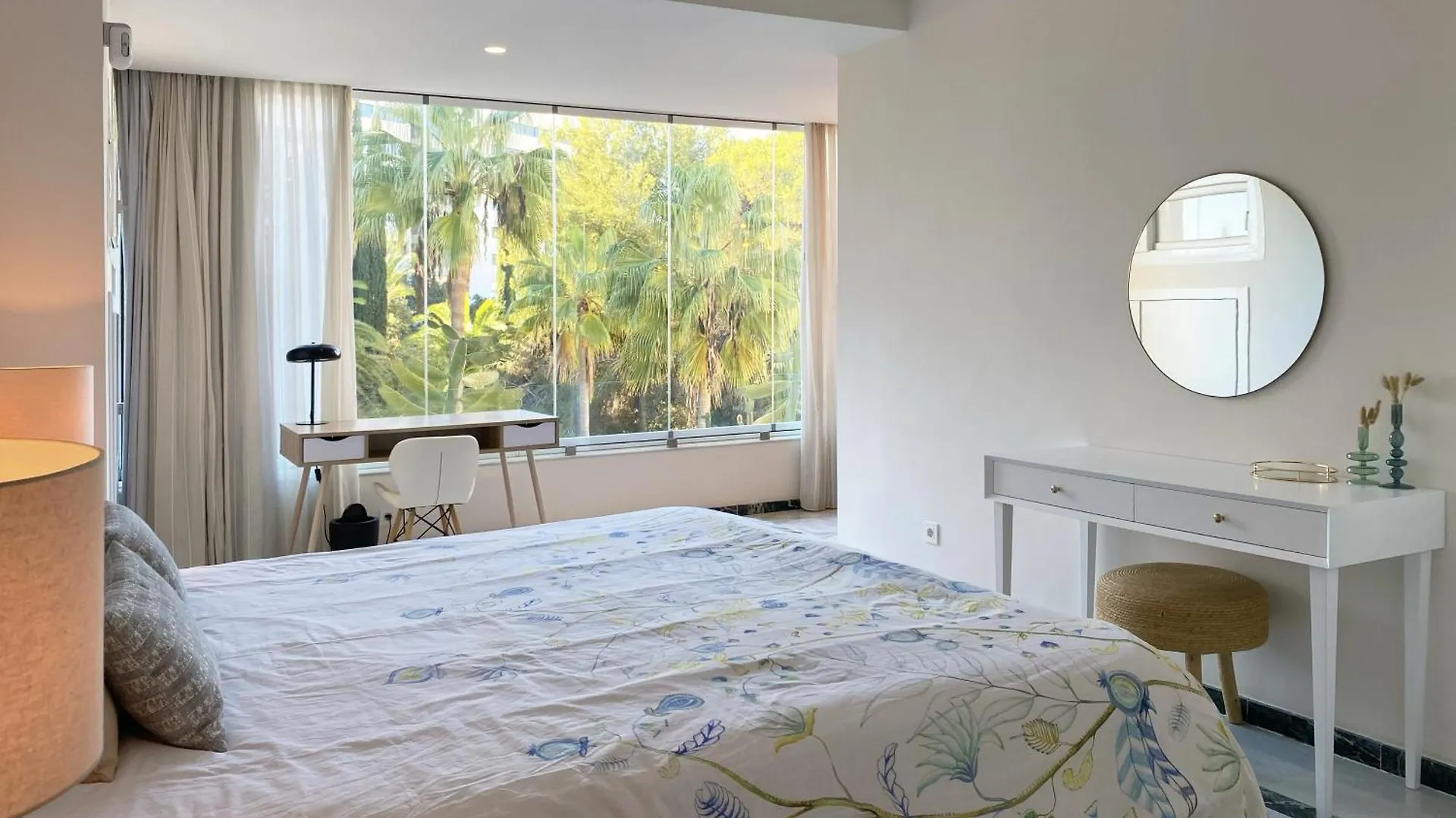 Fantastico Piso A 2 Minutos Andando De La Playa Apartment Marbella Spain